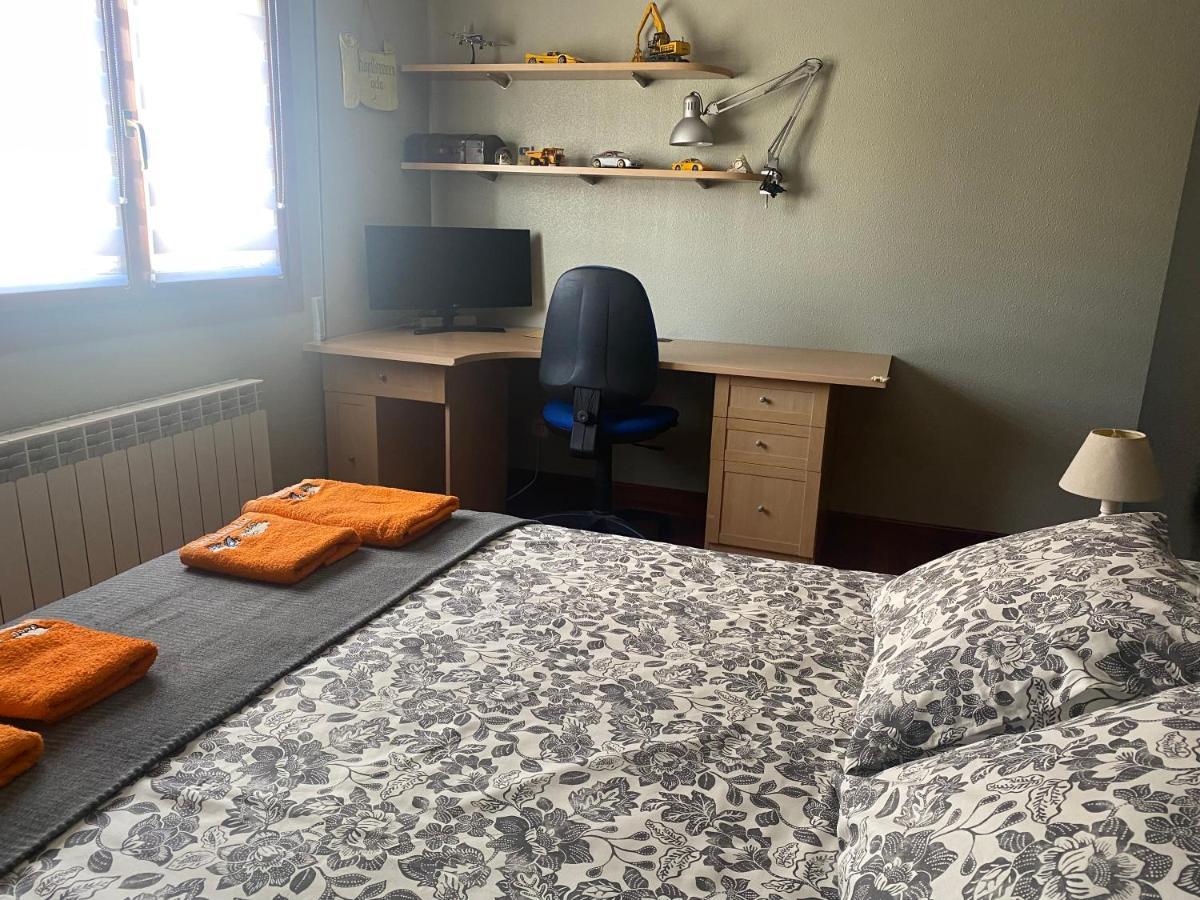 Amezola 2- Habitacion Con Bano Exterior De Uso Privado En Casa Compartida Бильбао Экстерьер фото